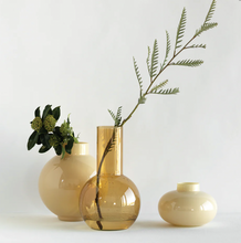Load image into Gallery viewer, Almond Ella Vase
