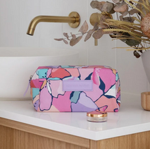 Load image into Gallery viewer, Make Up Bag | Willow
