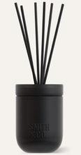 Load image into Gallery viewer, Smith &amp; Co Diffuser | Tabac &amp; Cedarwood
