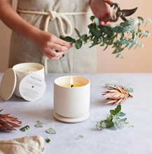 Load image into Gallery viewer, Botanical Candle | Yuzu &amp; Kumquat
