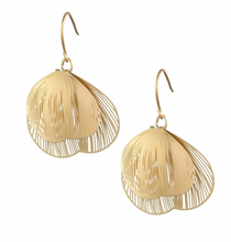 Load image into Gallery viewer, Gold Filigree Double Round Leaf Earring
