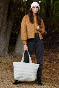 Cloud Take It Base Bag | Ecru